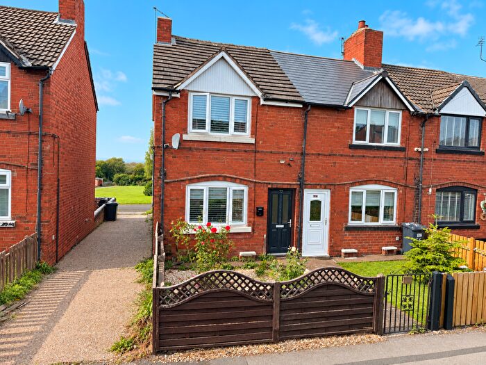 3 Bedroom End Of Terrace House For Sale In East Terrace, Wales Bar, Sheffield, South Yorkshire, S26