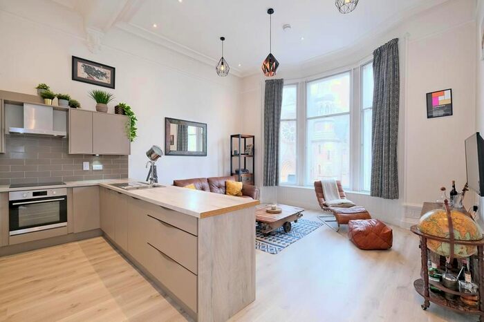 2 Bedroom Flat To Rent In Union Street, Aberdeen, AB11