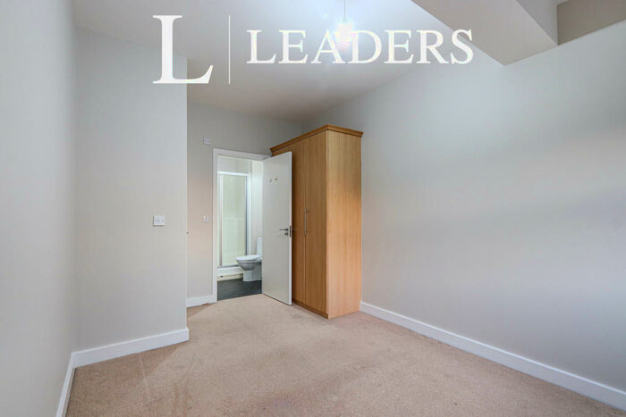 2 Bedroom Apartment To Rent In Carr Lane, Bessacarr, DN4