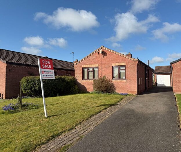 2 Bedroom Detached Bungalow For Sale In Manchester Way, Grantham, NG31