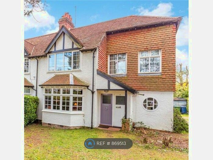 2 Bedroom Maisonette To Rent In Green Lane, Chesham Bois, Amersham, HP6