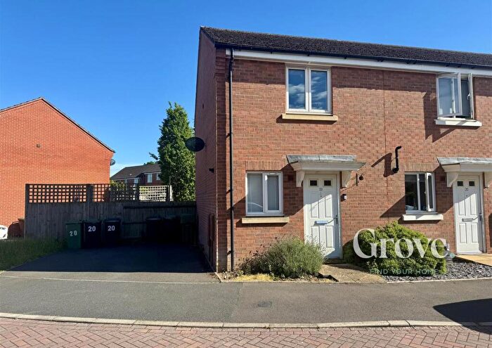 2 Bedroom End Of Terrace House To Rent In Butterworth Close, Wythall, Birmingham, B47