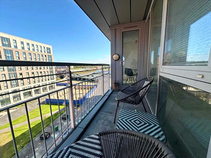 2 Bedroom Apartment For Sale In The Hicking Bulding, Queens Road, Nottingham, NG2