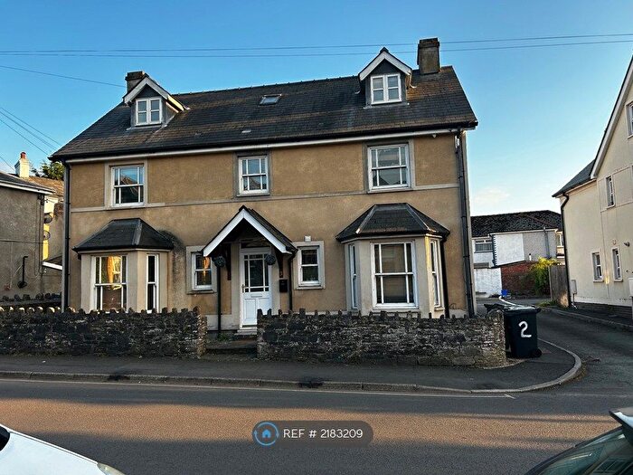5 Bedroom Detached House To Rent In Jubilee Place, Brecon, LD3