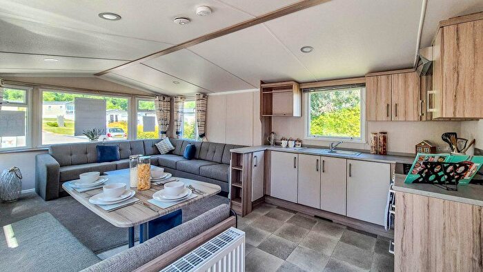 2 Bedroom Park Home For Sale In Wood Farm Holiday Park, DT6