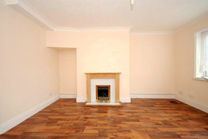 3 Bedroom Terraced House To Rent In Galway Drive, Bircotes, DN11