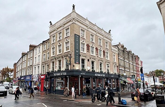 2 Bedroom Flat To Rent In Kenway Road, London, SW5