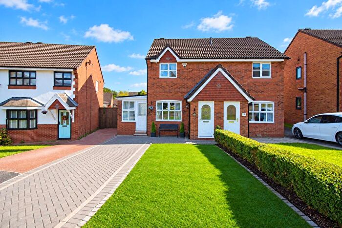 2 Bedroom Semi Detached House For Sale In Cravens Hollow, Oakdale, BB2