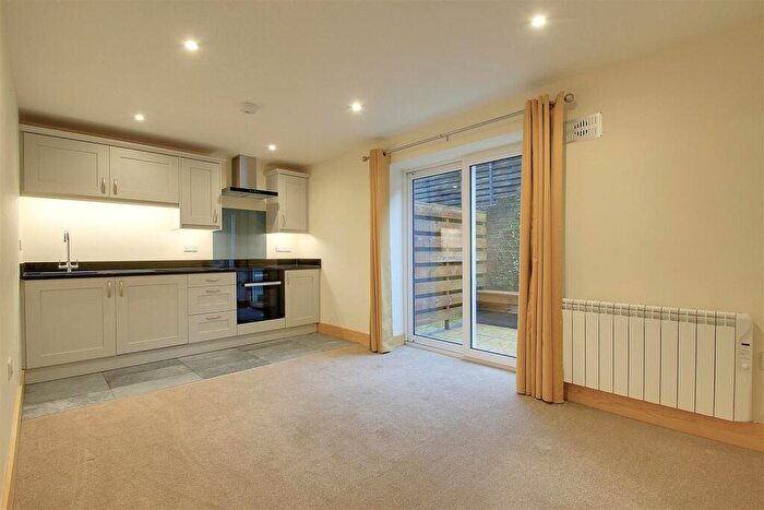 1 Bedroom Apartment To Rent In High Street, Hemel Hempstead, HP1