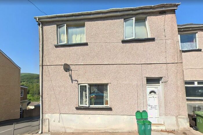 1 Bedroom Flat To Rent In Penrhiwceiber Road, Penrhiwceiber, Mountain Ash, CF45