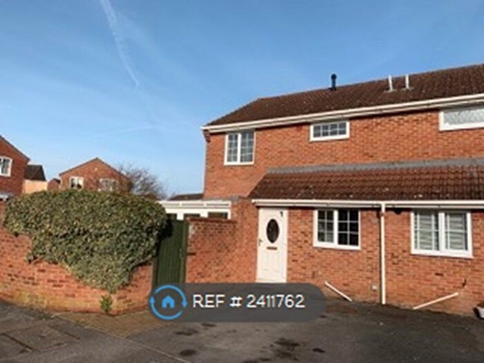 1 Bedroom Semi-Detached House To Rent In Tomlin Close, Thatcham, RG19