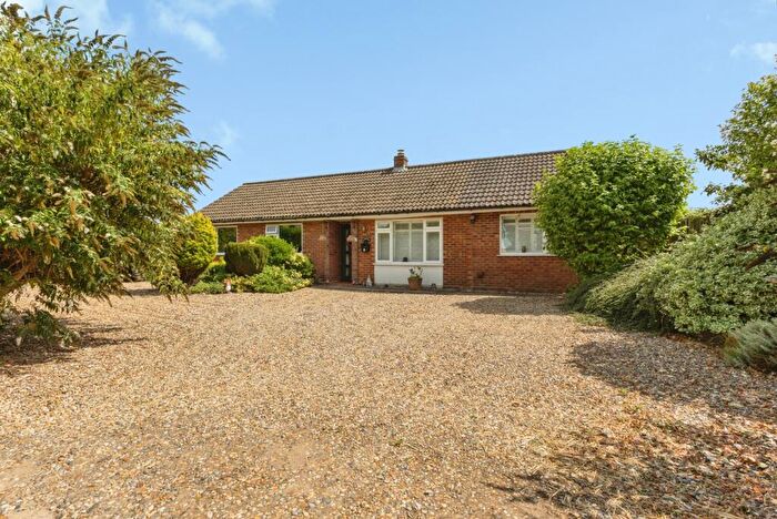 3 Bedroom Bungalow For Sale In Shropham Road, Great Hockham, Norfolk, IP24