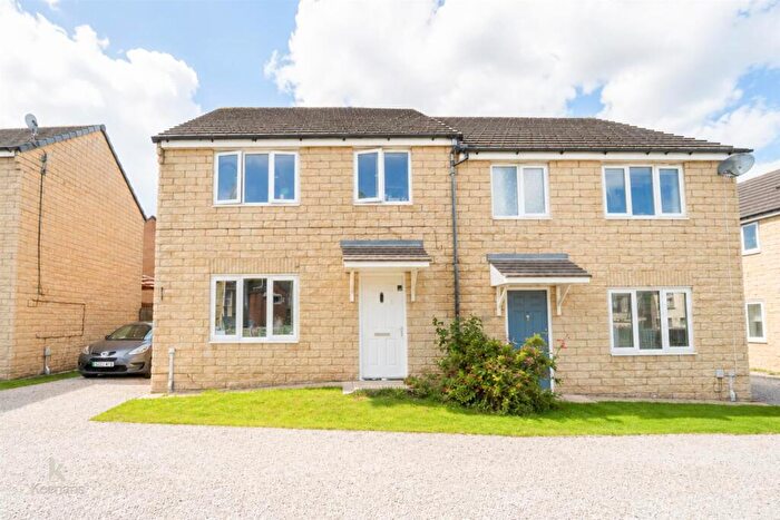 4 Bedroom Semi Detached House For Sale In Barden Lane, Burnley, BB10