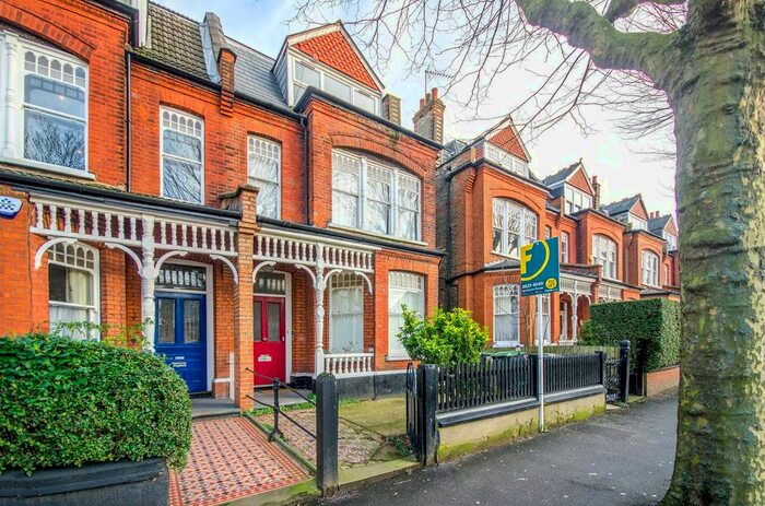 1 Bedroom Flat To Rent In Tetherdown, Muswell Hill, London, N10