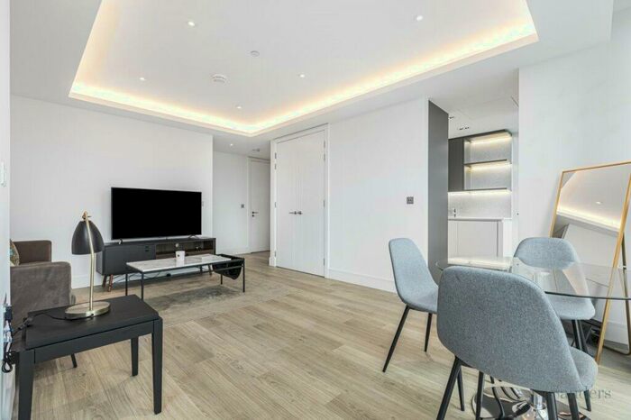 1 Bedroom Flat To Rent In Bollinder Place, Islington, London, EC1V