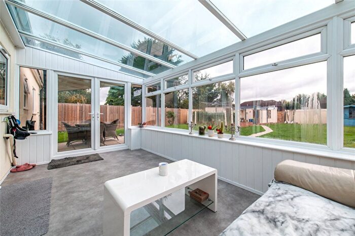 4 Bedroom Bungalow For Sale In Villa Road, Higham, Kent, ME3