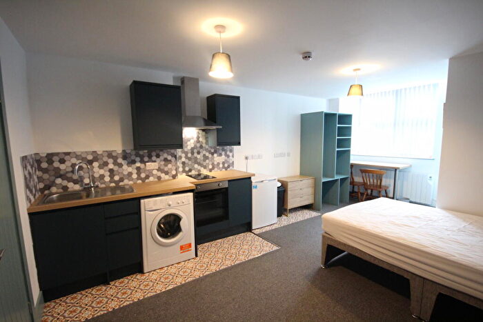 1 Bedroom Flat To Rent In Alexandra Road (Apt ), Derbyshire, Swadlincote, DE11