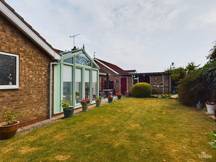 4 Bedroom Detached Bungalow For Sale In Orchard Close, Burton Upon Stather, DN15