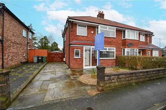 3 Bedroom Semi Detached House For Sale In Pensby Road, Heswall, Wirral, CH61