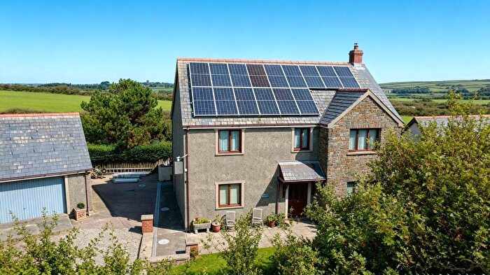 3 Bedroom Detached House For Sale In Keep Hill End, Simpson Cross, SA62