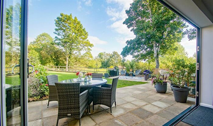 4 Bedroom Detached House For Sale In Meadow Close, Felsham, IP30