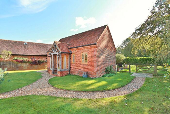 2 Bedroom Barn Conversion To Rent In The Bothy, Oakley, RG23