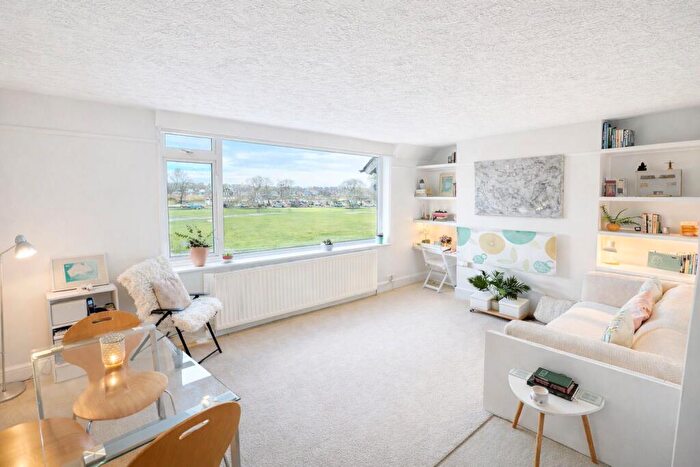 1 Bedroom Flat For Sale In Whitstable, CT5