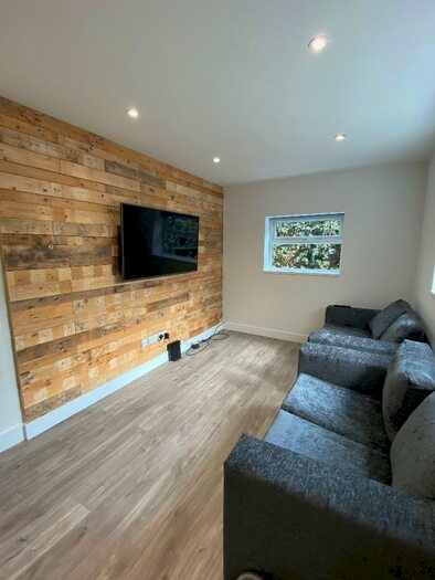 7 Bedroom Terraced House To Rent In Walmer Road, Portsmouth, Hampshire, PO1