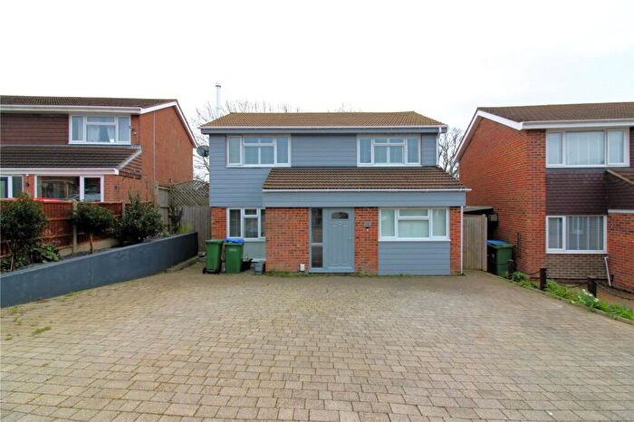 4 Bedroom Detached House For Sale In Duncans Drive, Fareham, Hampshire, PO14