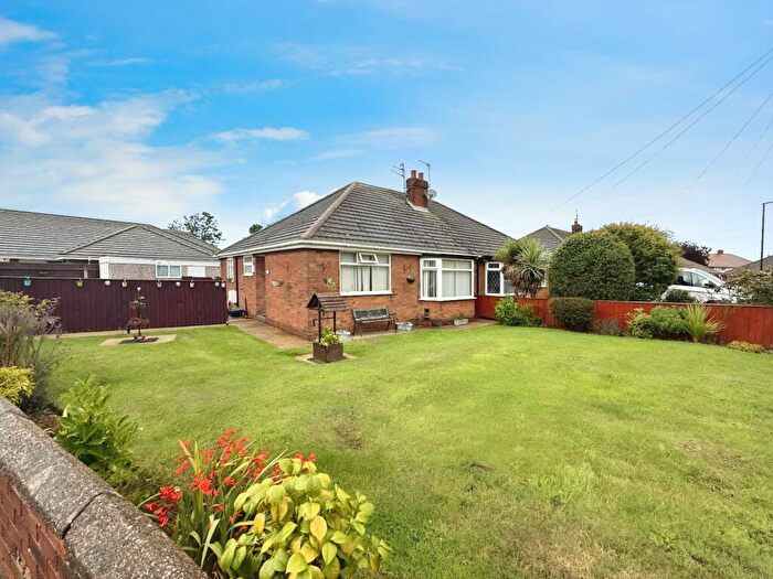2 Bedroom Bungalow For Sale In Halton Way, Grimsby, Lincolnshire, DN34