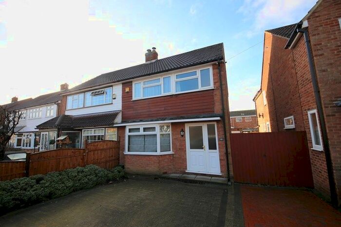 3 Bedroom Semi-Detached House To Rent In Anthony Drive, Stanford-Le-Hope, Essex, SS17