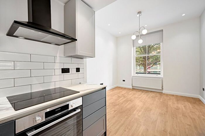 2 Bedroom Flat To Rent In Claverton Street, Pimlico, SW1V