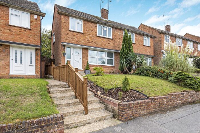 3 Bedroom Semi-detached House For Sale In Croydon Road, Westerham, Kent, TN16