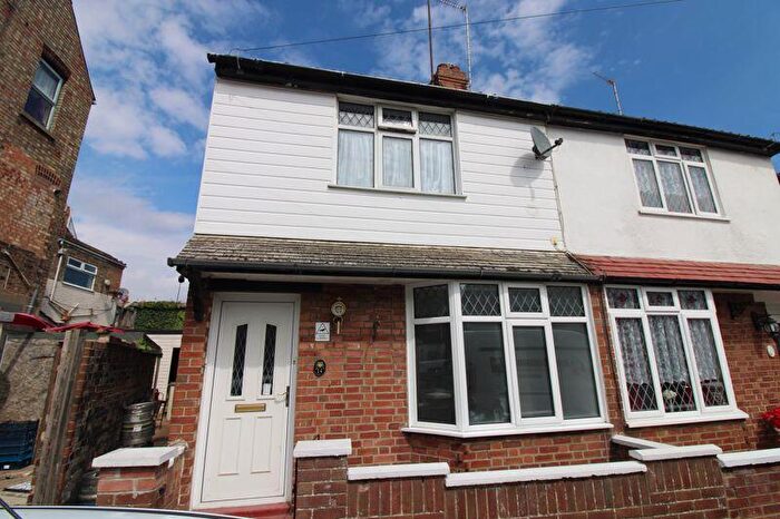 2 Bedroom Semi-Detached House To Rent In Limmer Road, Gorleston, Great Yarmouth, NR31