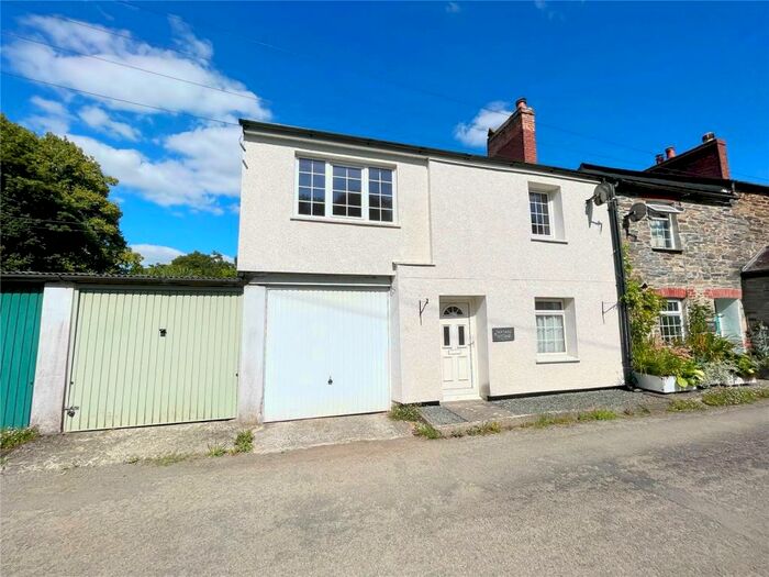 3 Bedroom End Of Terrace House For Sale In Menheniot, Liskeard, PL14