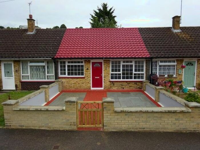 2 Bedroom Terraced Bungalow To Rent In Nelson Terrace, Chatham, ME5