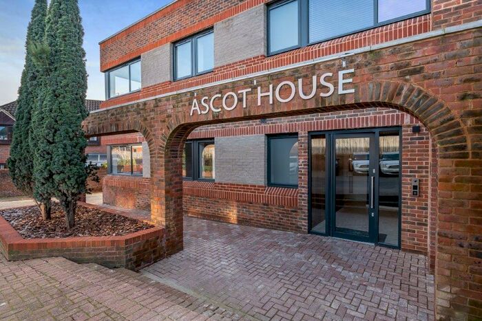 1 Bedroom Apartment To Rent In Finchampstead Road, Wokingham, RG40