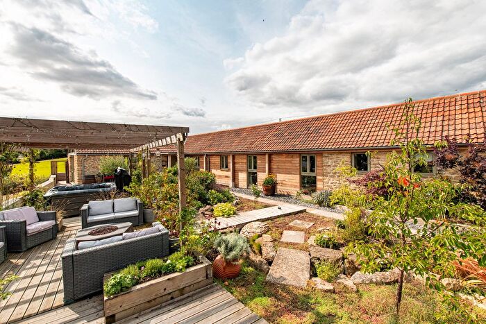5 Bedroom Barn Conversion For Sale In Farleigh Hungerford, Bath, BA2