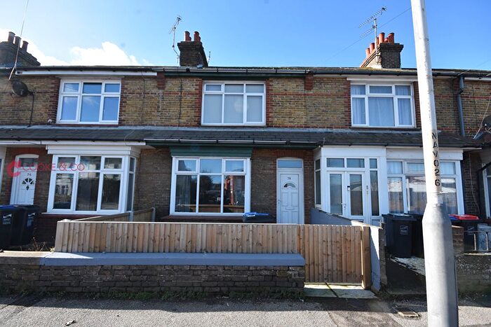 3 Bedroom Terraced House For Sale In Newington Road, Ramsgate, Kent, CT12