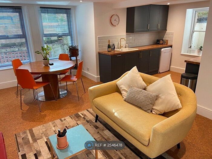 1 Bedroom Flat To Rent In Kingsnorth Gardens, Folkestone, CT20
