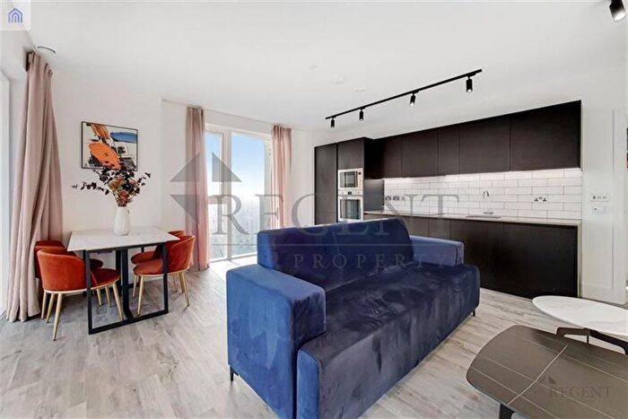 2 Bedroom Flat To Rent In Icon Tower, Portal Way, W3