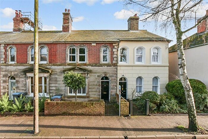 3 Bedroom Terraced House For Sale In High Street, Wingham, Canterbury, Kent, CT3