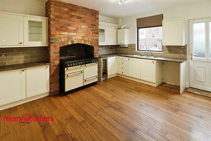 3 Bedroom End Of Terrace House For Sale In St Johns RoadBarnsley, S70