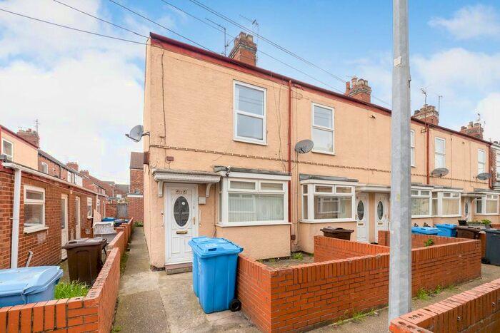 2 Bedroom End Of Terrace House To Rent In Crofton Avenue, Egton Street, Hull, East Yorkshire, HU8