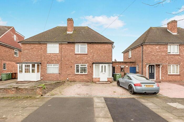 2 Bedroom Semi-Detached House To Rent In Frinton Road Sidcup, DA14