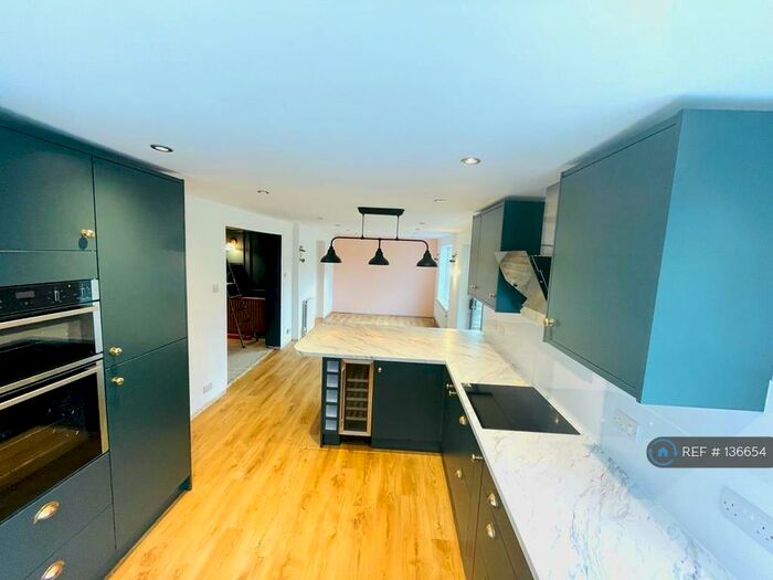 3 Bedroom Detached House To Rent In Goring Road, Woodcote, Reading, RG8