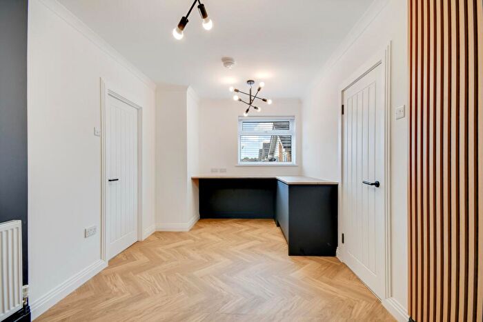 4 Bedroom Apartment To Rent In Sunrise Avenue, Chelmsford, CM1