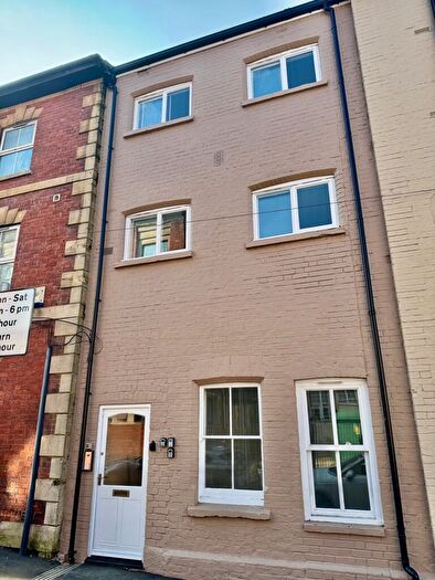 1 Bedroom Flat To Rent In Yeovil, BA20