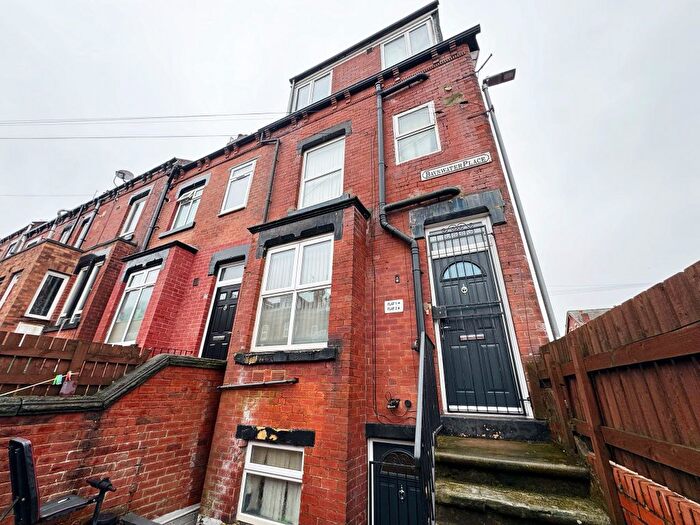 1 Bedroom Flat To Rent In Flat, Bayswater Place, LS8