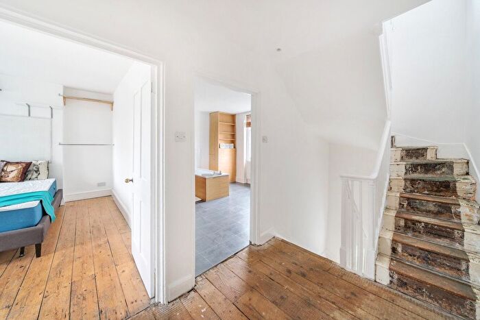5 Bedroom Terraced House For Sale In Camberwell Road, Camberwell, London, SE5